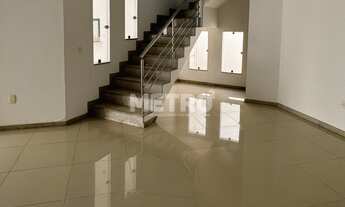 Imagem 3: Casa, Cond. Água Viva, Piscina, Gourmet com churrasqueira, 4 4, sendo 2 suítes