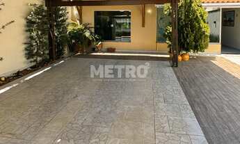 Imagem 5: Casa à venda no Caminho do Sol, 3 4, sendo 01 suíte, escritório, piscina