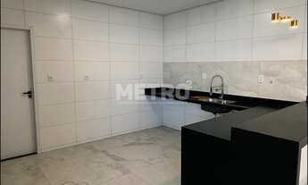 Imagem 6: Casa à venda no Condomínio Villa Premium com suíte Master com Closet, piscina