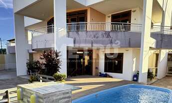 Imagem: Casa à venda, orla, 6 quartos, sendo 2