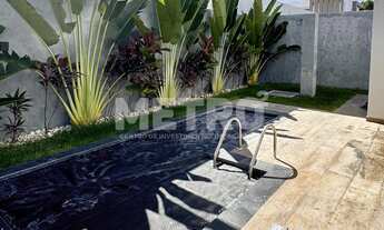 Imagem: Casa à venda no Alphaville com três suítes