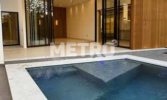 Imagem: Casa à venda, no Country Club com piscina