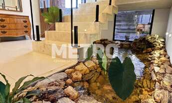 Imagem 5: Casa à venda, 4 Suítes, 3 com varanda, sendo a Suíte Master ampla com jacuzzi