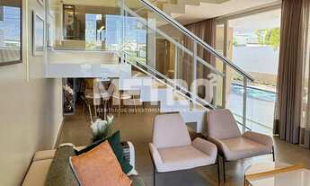 Imagem 2: Casa à venda no Aplhaville com 4 suítes, sendo dois com banheira