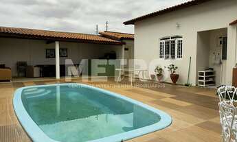 Imagem 2: Casa à venda no Condomínio Água Viva, com 4 quartos, PETROLINA - PE