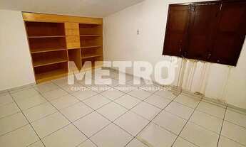 Imagem 4: Aluguel de Ponto Comercial na Orla de Petrolina com 4 quartos, todos suítes