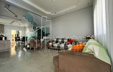 Imagem 3: Sobrado Moderno com Área Gourmet e Varanda Ampla - Acabamento de Alto Padrão