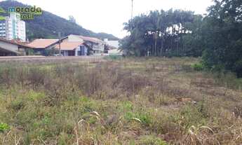 Imagem: Terreno à venda pronto para construir