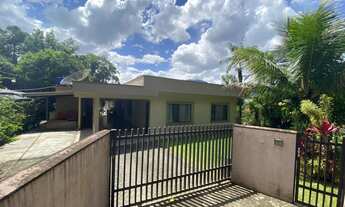 Imagem: Casa com excelente espaço externo à venda