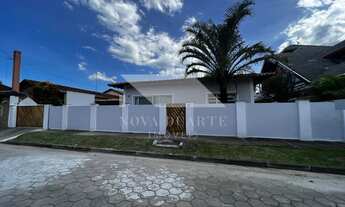 Imagem 2: Casa térrea à venda, com 5 suítes, a 200 metros da praia do Capricórnio Massaguaçu, Cara