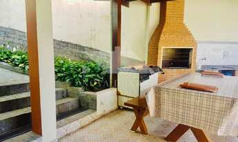 Imagem 4: Sobrado à venda a 3 quadra da Praia do Capricórnio em Caraguatatuba-5 Quartos e 2 suítes