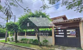 Imagem: Casa de Esquina à Venda no Balneário Califórnia