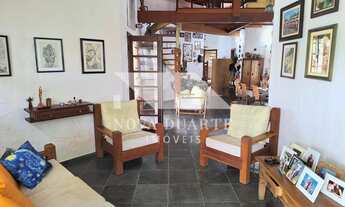 Imagem 5: Vende-se Casa com Piscina e Edícula em 2 Terrenos, Próxima à Praia do Capricórnio