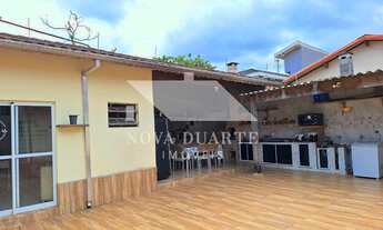 Imagem 4: Casa à venda na Martim de Sá em Caraguatatuba com 3 dormitórios e quintal