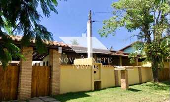 Imagem 2: Casa Térrea à Venda com Piscina a 200 Metros da Praia no Delfim Verde, Caraguatatuba