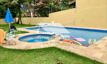 Imagem 4: Casa Térrea à Venda com Piscina a 200 Metros da Praia no Delfim Verde, Caraguatatuba