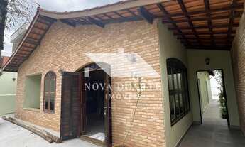 Imagem 3: Casa à Venda na Praia da Lagoinha, Ubatuba  4 Dormitórios e Piscina