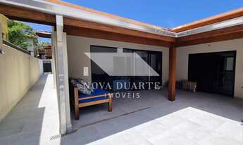Imagem 2: Casa Térrea Recém-Construída à Venda - 300m da Praia do Capricórnio em Caraguatatuba