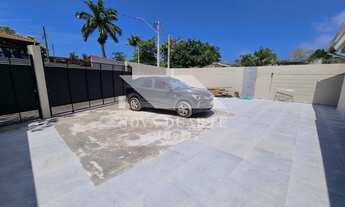 Imagem 5: Casa Térrea Recém-Construída à Venda - 300m da Praia do Capricórnio em Caraguatatuba