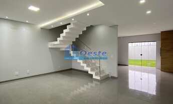 Imagem 2: Sobrado com suíte de 23m e dois quartos no Padovani lll