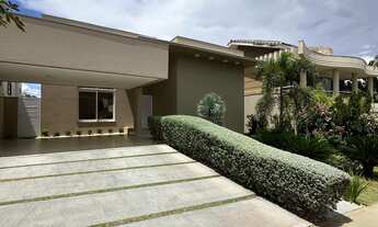 Imagem: Casa térrea no Belvedere I com 4 suítes