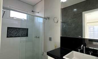 Imagem 3: Sobrado Alto Padrão com 4 Suítes no Condomínio Belvedere I por R 25.000,00