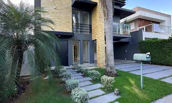 Imagem 2: Sobrado com 4 suítes à venda no Condomínio Belvedere I com piscina e área gourmet completo