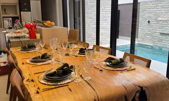 Imagem: Casa de alto padrão no Florais do Parque