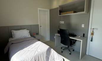 Imagem 5: Casa de alto padrão no Florais do Parque com 3 suítes, piscina e porteira fechada por R 2