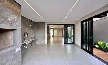 Imagem 7: Sobrado com 5 suítes e jardim completo no Florais do Parque por R 3.300.000