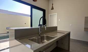 Imagem 5: Casa térrea no Belvedere II com 3 suítes, piscina com hidro e área gourmet por R 1.750.00