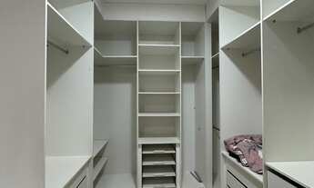 Imagem 7: Sobrado alto padrão no Condomínio Belvedere com 3 suítes e piscina