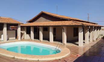 Imagem 5: Casa ampla com piscina e 4 quartos no bairro Boa Esperança