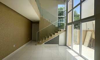 Imagem 6: Sobrado mobiliado para locação no Belvedere com 3 suítes e piscina