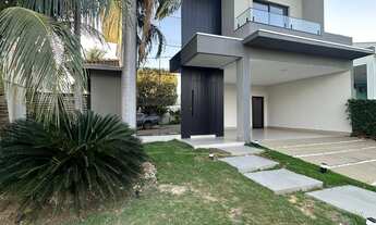 Imagem 2: Sobrado de alto padrão no Belvedere I com 4 suítes, piscina e espaço gourmet por R 2.650