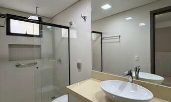 Imagem 7: Sobrado para Locação no Condomínio Belvedere com 3 Suítes e Piscina