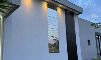 Imagem 2: Casa Térrea de Alto Padrão no Belvedere II de Esquina e Avenida Principal