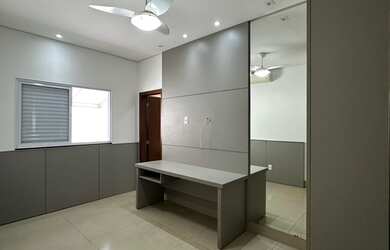 Imagem 5: Casa Térrea de Alto Padrão no Condomínio Belvedere com 3 Suítes