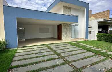 Imagem 2: Casa Térrea de Alto Padrão no Condomínio Belvedere com 3 Suítes