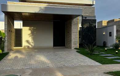 Imagem 7: Casa térrea no Condomínio Belvedere II com 3 suítes, área gourmet e piscina por R 1.700.0