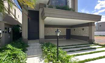 Imagem 3: Sobrado mobiliado no Florais do Parque com 4 suítes, gourmet climatizado e piscina por R