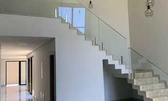 Imagem 3: Sobrado no Florais do Valle com 4 suítes, gourmet e piscina por R 3.200.000