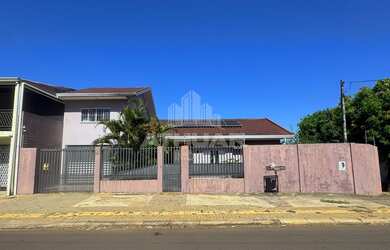 Imagem 3: UMA CASA SEMI MOBILIADA NA VILA A EM FOZ DO IGUAÇU