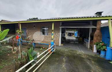 Imagem 3: CASA COM PISCINA EM ALVENARIA, 650M DA PRAIA, PONTAL DO PARANA - PR
