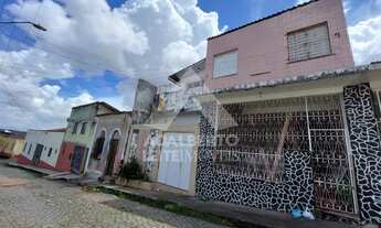 Imagem: CASA EM 2 PAVIMENTOS COM 6 QUARTOS À VENDA