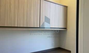 Imagem 3: Casa de Alto Padrão com 3 Suítes e Jacuzzi no Village Damha III