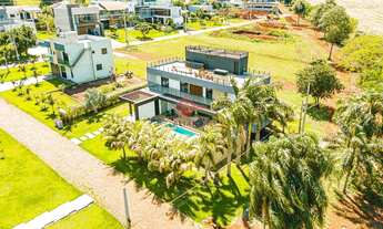 Imagem: Casa Sobrado à venda no CLUBE NÁUTICO