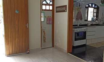 Imagem 7: Chácara em Extrema MG à venda 10.000 m piscina pomar