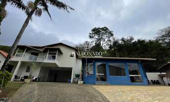 Imagem 3: Chácara em Extrema MG com 4 suítes, com piscina, Área Gourmet, Salão de jogos