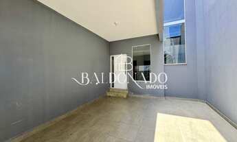 Imagem 3: Casa para alugar em Extrema com 3 dormitórios sobrado com 2 vagas de garagem